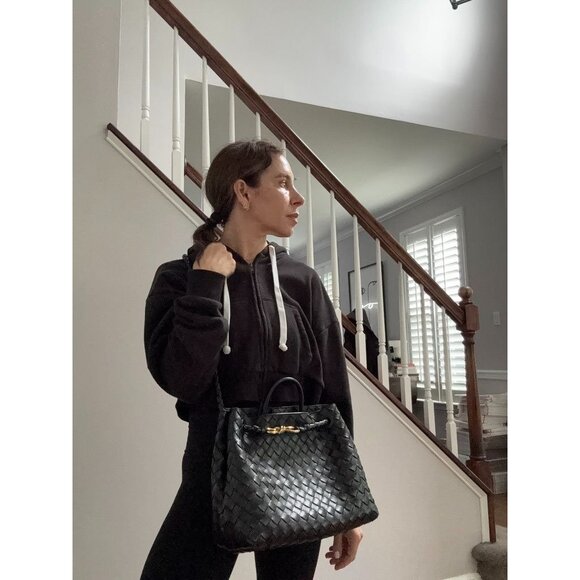 Bottega Veneta Andiamo Medium Top Handle Bag Leather Sliding Crossbody Strap - Picture 14 of 14